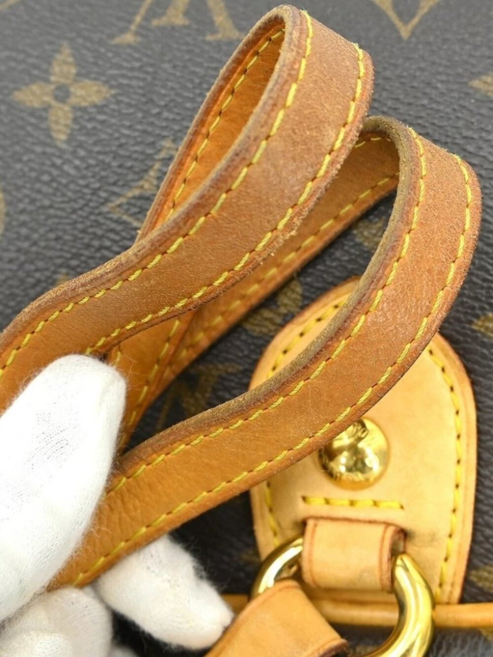 Louis Vuitton Monogram Montorgueil PM Handbag - Picture 8 of 15
